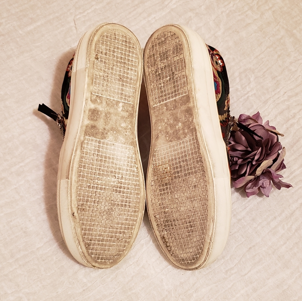 Steve Madden Geary Embroidered Sneakers sz 8 - Picture 9 of 14